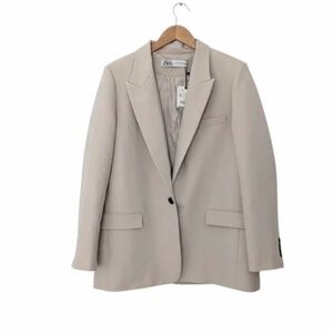 ZARA Straight Line Blazer Single Button in Cream NWT